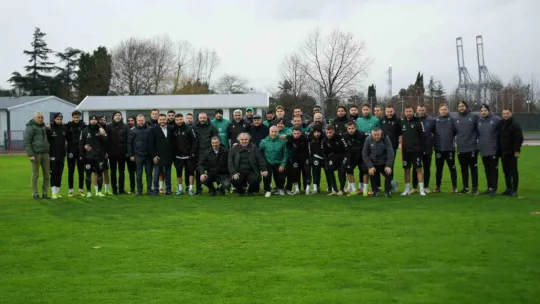 Kocaelispor, İsmet Taşdemir yönetimindeki ilk antrenmanına çıktı