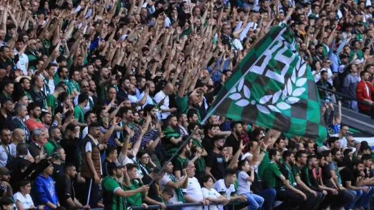 Kocaelispor-Manisa FK maçını bakın kaç taraftar izledi?