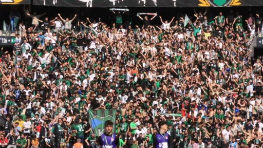 Kocaelispor-Manisa FK maçını bakın kaç taraftar izledi?