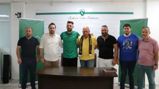 Kocaelispor, Mehmet Taş ile 2 yıllık sözleşme imzaladı