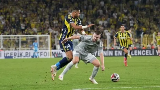 Oleksandr Syrota ile yolları ayırıyor