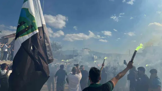 Taraftar maça akın etti
