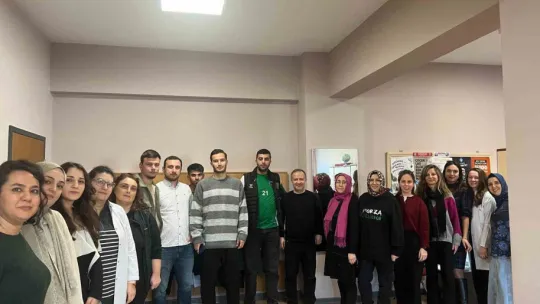 Kocaelispor'un golcüsü okullarda yıldız gibi karşılandı