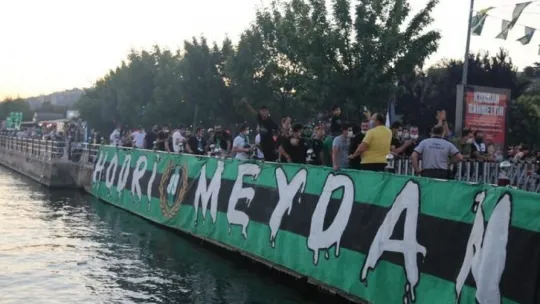 Kocaelispor'un şampiyonluğu tüm kentte coşkuyla kutlandı