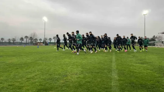 Kocaelispor'un yeni transferi Samet Yalçın ilk idmanına çıktı