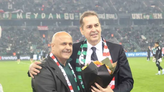 Kocaelispor ve Antalyaspor başkanlarından dostluk mesajı