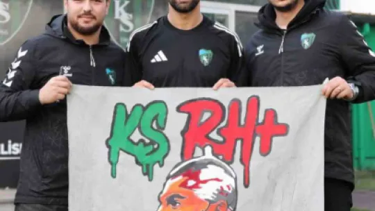 Kocaelisporlu taraftarlardan, Serdar Dursun'a derbi tepkisi