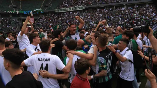 Kocaelisporlular şampiyonluğu kutlayamadı