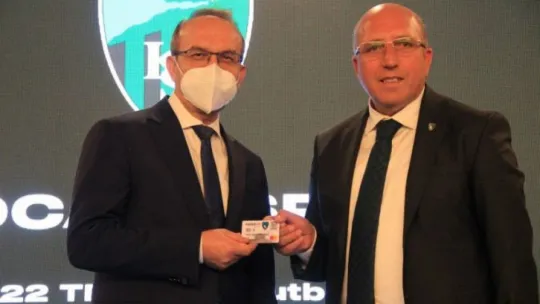 Kocaelispor'un yeni sezon forması tanıtıldı