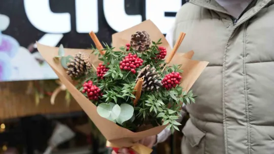 Kokina hırsızı sevimli köpek kameraya yakalandı