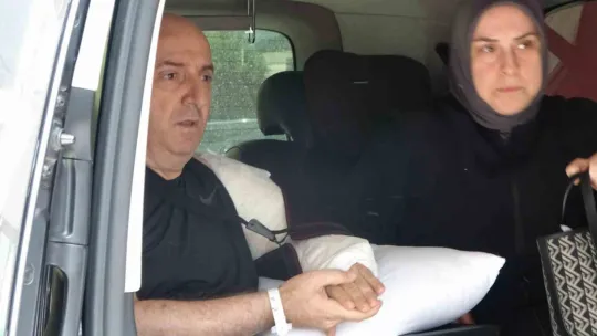 Kolundan vurulan Başkan Bıyık taburcu edildi: Parmaklarımda his kayıpları var