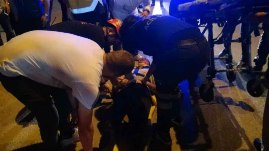 Kontrolden çıkan otomobil takla attı: 1'i ağır 4 yaralı