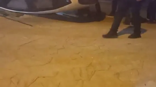 Kontrolden çıkan otomobil takla attı