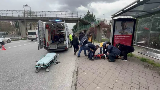 Üst geçide çarparak durabildi: 2 yaralı