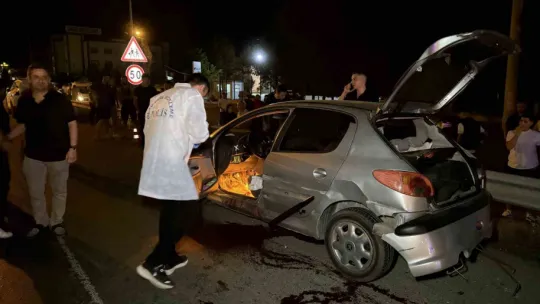 Kontrolünü kaybettiği otomobilde can verdi: Araçtaki alkol şişesi dikkat çekti