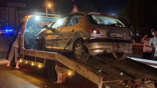 Kontrolünü kaybettiği otomobilde can verdi: Araçtaki alkol şişesi dikkat çekti