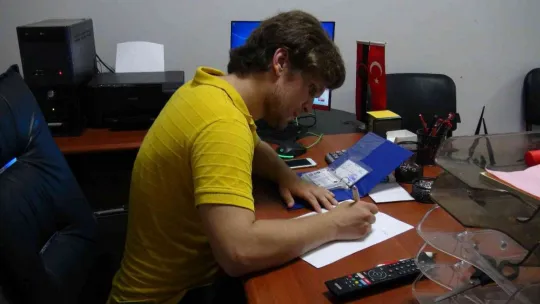 Engelli şahıs, 'küfür ediyorsun' diyerek darp edildi