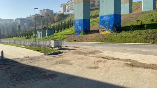 13 yaşındaki kız son yolculuğuna uğurlandı
