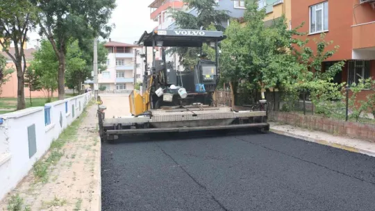 Körfez'de 4 sokak asfaltlandı