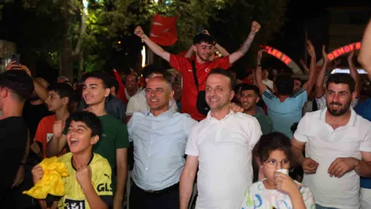 Körfez'de milli maç heyecanı 3 noktada yaşanacak