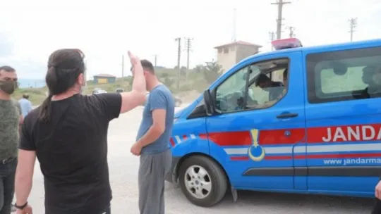 Körfez'de yolu kapattılar!
