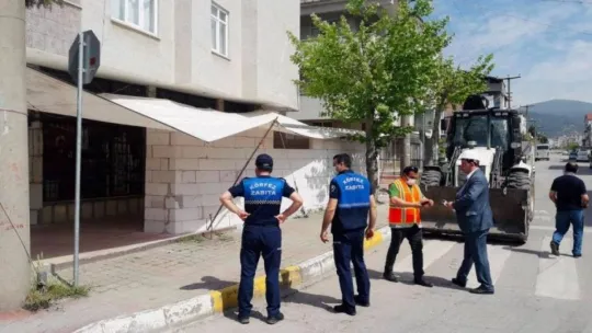 Körfez'de kaçak yapıya geçit yok