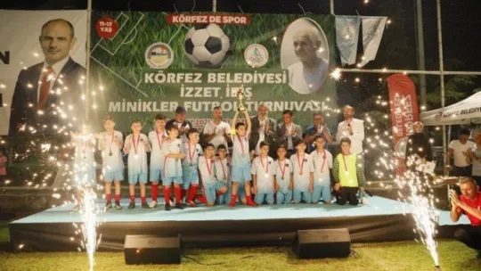 Körfez'de minikler futbol turnuvası düzenlendi