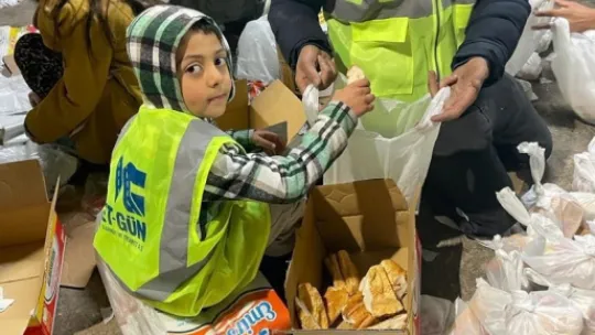 Körfezray şantiyesinde deprem şehitleri anıldı