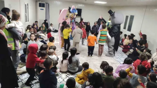 Körfezray şantiyesinde deprem şehitleri anıldı