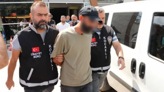 Korkuyla araç içine saklanan kadını öldüren zanlıya müebbet talebi
