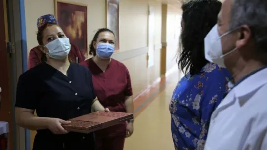 Korona savaşçılarına anneler günü sürprizi!