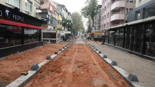 Köseoğlu Sokak yenileniyor