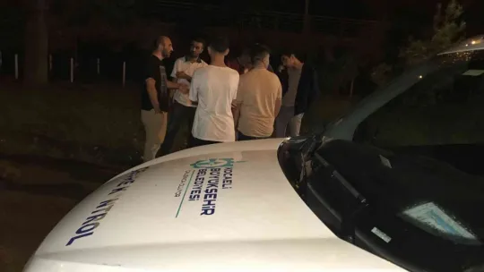 Kötü koku İzmit'te ekipleri harekete geçirdi