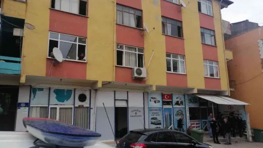 Kötü kokunun altından ölüm çıktı