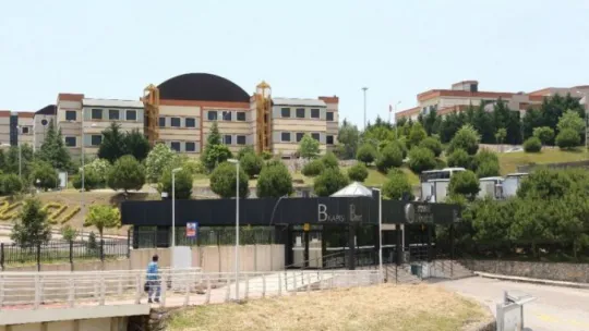 KOÜ'de sınav sistemi çöktü, sosyal medyada gündem oldu