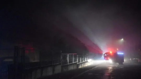 Kozmetik ürünleri fabrikasında korkutan yangın