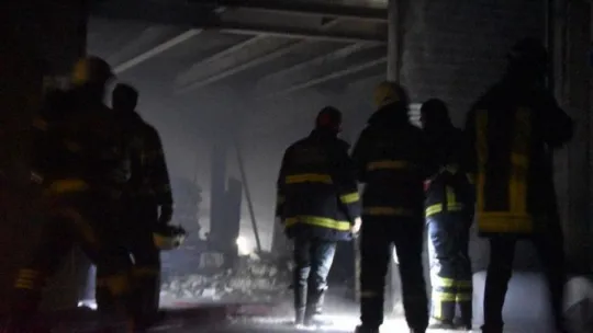 Kozmetik ürünleri fabrikasında korkutan yangın