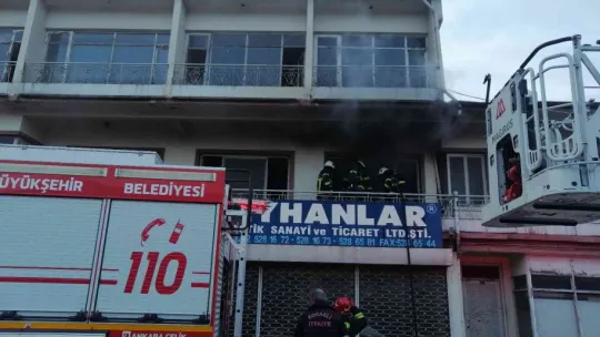 Kullanılmayan binada yangın çıktı!