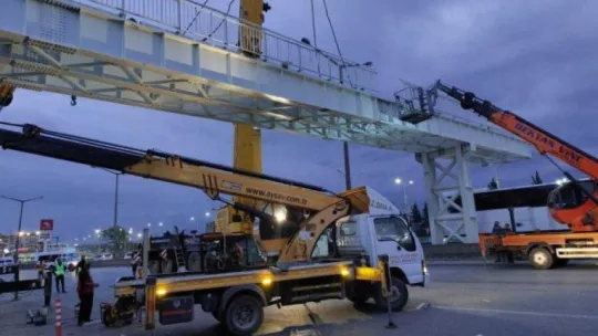 Kuruçeşme tramvay hattında gece mesaisi!