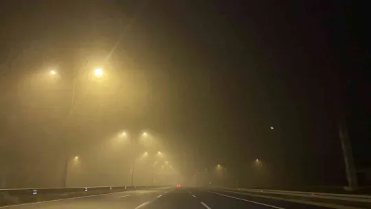 Yoğun sis otoyollarda etkili oluyor