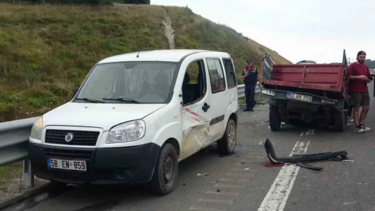 Kuzey Marmara Otoyolu'nda feci kaza: yaralılar var