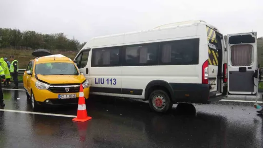 Kocaeli'de korkunç kaza: 13 yaralı