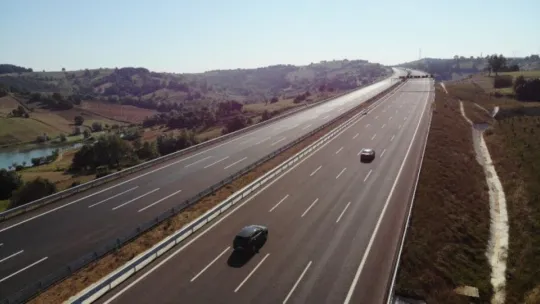 Kuzey Marmara Otoyolu'nin Sevindikli-İzmit geçişi bayram tatilcilerine açıldı