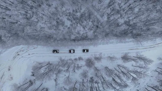 Lapa lapa kar altında adrenalin dolu yolculuk