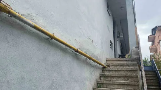 Leğende banyo yapan çocuklara elektrik çarptı