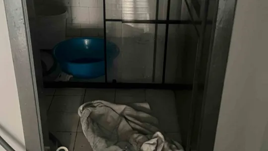 Leğende banyo yapan çocuklara elektrik çarptı