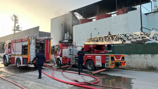 Madeni yağ fabrikasında korkutan yangın