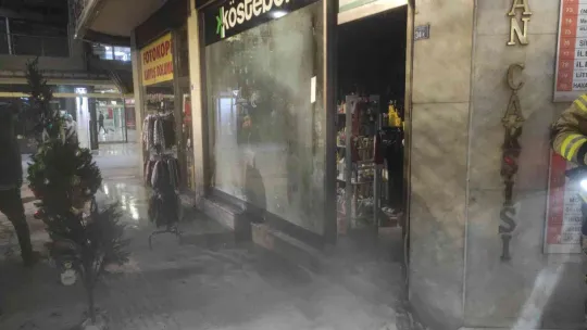 İzmit'te işyerinde yangın çıktı