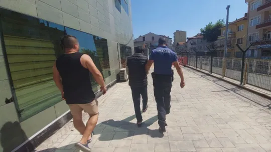 Mahalleli nöbet tuttu, yine tacize gelince ortalık karıştı