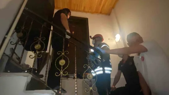 Mahalleyi koku sarınca ceset ortaya çıktı